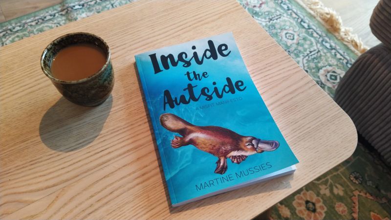 Inside the Autside - a misfit manifesto, Martine Mussies, autism, book, bestseller, monograph, autiethnography, interesting, fun, platypus, aspergers, women, woman, girl, girls, Aspergirl, platypus,